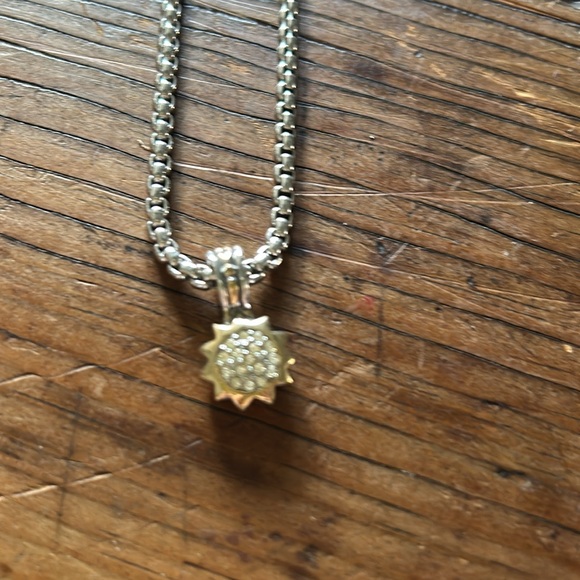 John Medeiros pendant and necklace. - Picture 3 of 3